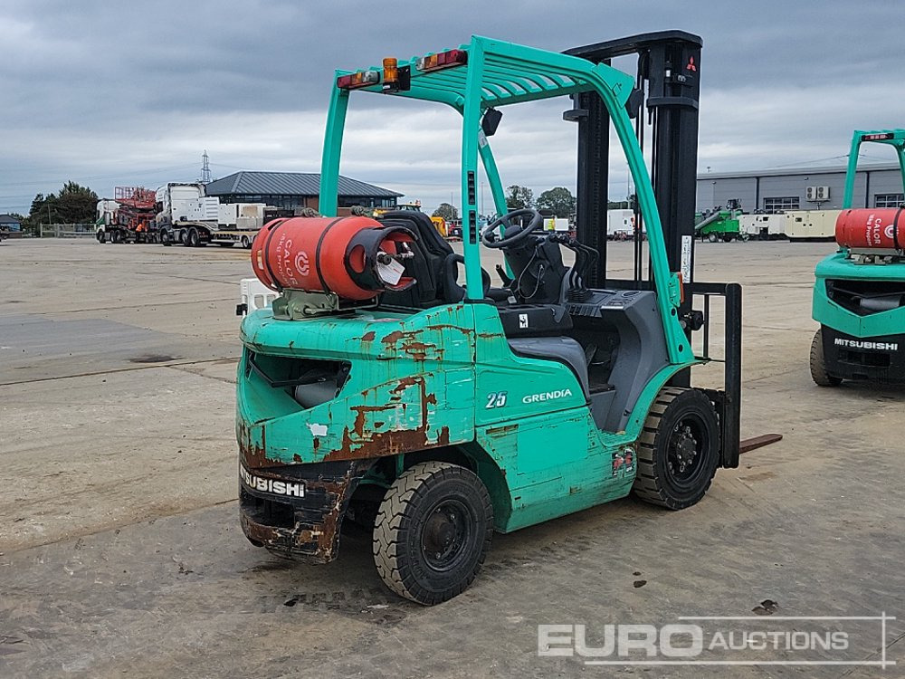 2013 Mitsubishi FG25N - Empilhadeira: foto 5 2013 Mitsubishi FG25N - Empilhadeira: foto 5