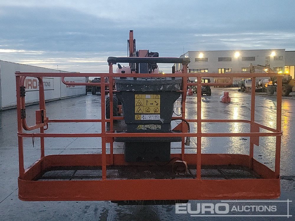 Plataforma aérea 2014 JLG 860SJ: foto 8 Plataforma aérea 2014 JLG 860SJ: foto 8