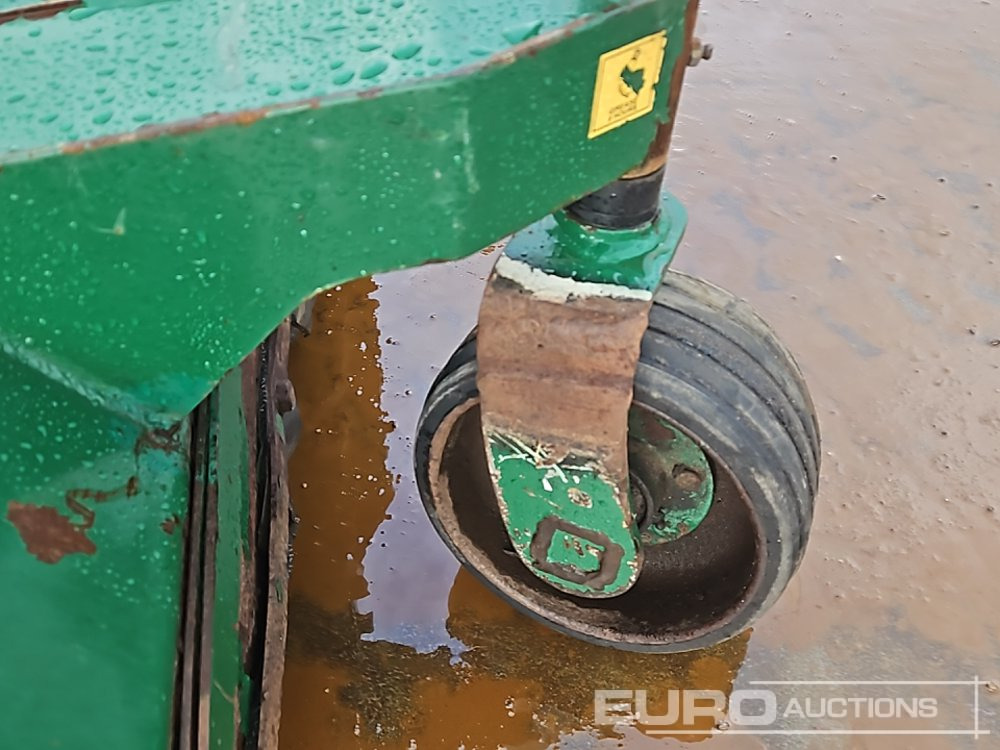 Cortador de grama 2014 Kubota F3090: foto 15 Cortador de grama 2014 Kubota F3090: foto 15