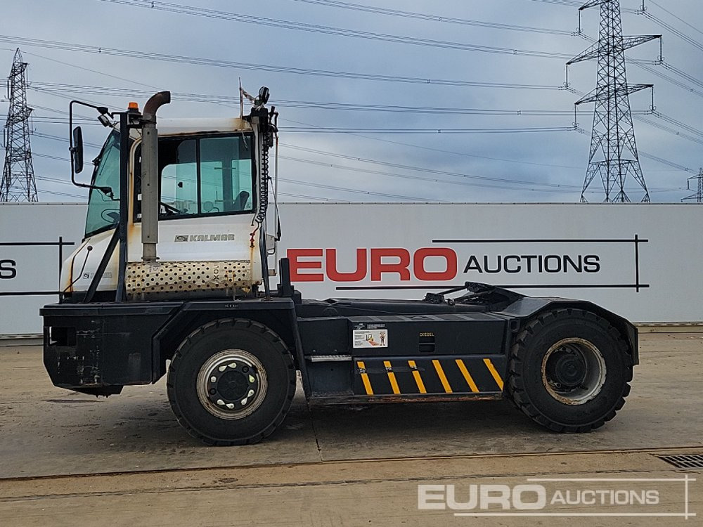 2015 Kalmar TR6181A - Tractor de terminal: foto 2 2015 Kalmar TR6181A - Tractor de terminal: foto 2