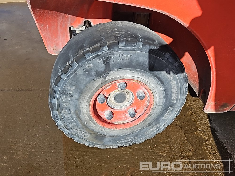 2015 Linde H30D-02 - Empilhadeira a diesel: foto 4 2015 Linde H30D-02 - Empilhadeira a diesel: foto 4