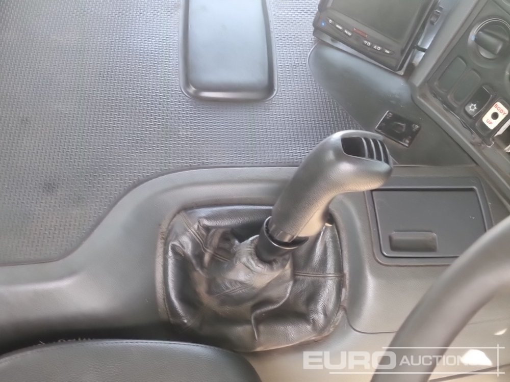 Caminhão basculante 2015 Scania P370: foto 29