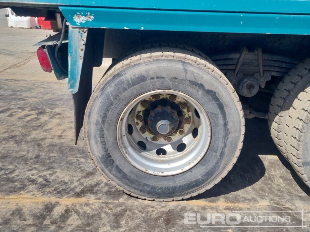 Caminhão basculante 2015 Scania P370: foto 13