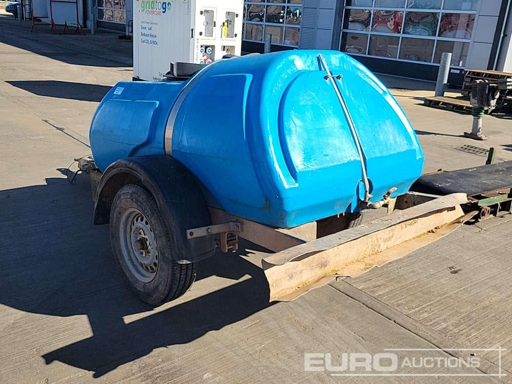 2016 Bowser Supply Single Axle Plastic Water Bowser - Depósito de armazenamento: foto 3 2016 Bowser Supply Single Axle Plastic Water Bowser - Depósito de armazenamento: foto 3