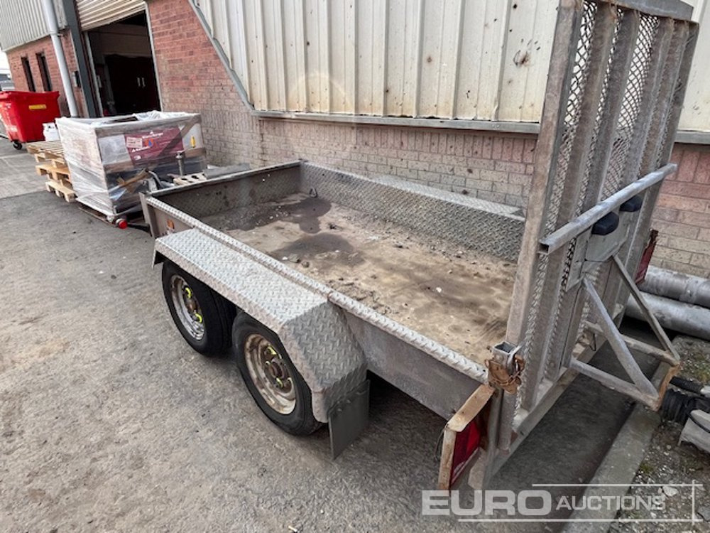 2016 Ifor Williams 2.7 Ton - Reboque porta máquinas: foto 4 2016 Ifor Williams 2.7 Ton - Reboque porta máquinas: foto 4