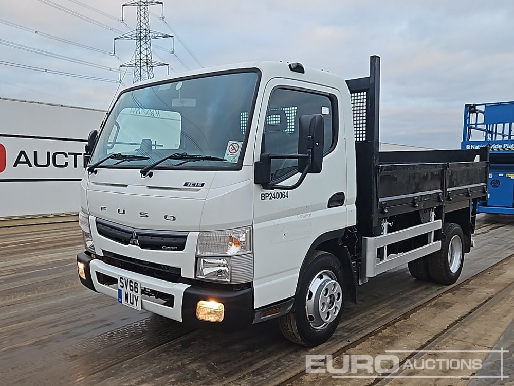 2016 Mitsubishi Fuso 7C15 - Caminhão basculante: foto 1 2016 Mitsubishi Fuso 7C15 - Caminhão basculante: foto 1