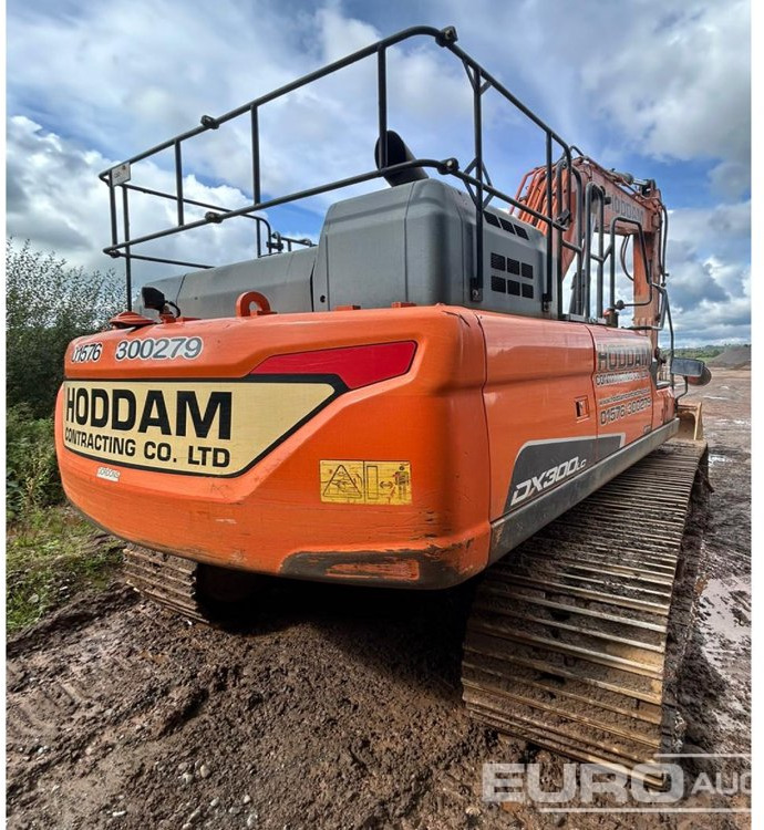 2017 Doosan DX300LC-5 - Escavadora de rastos: foto 4 2017 Doosan DX300LC-5 - Escavadora de rastos: foto 4
