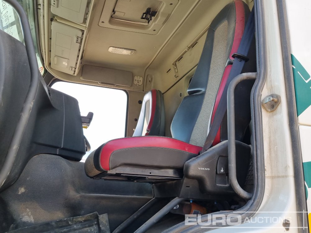 Caminhão basculante 2017 Volvo FMX: foto 30