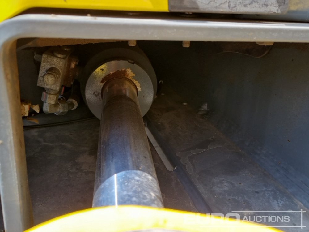Mini escavadeira 2017 Wacker Neuson EZ80: foto 21