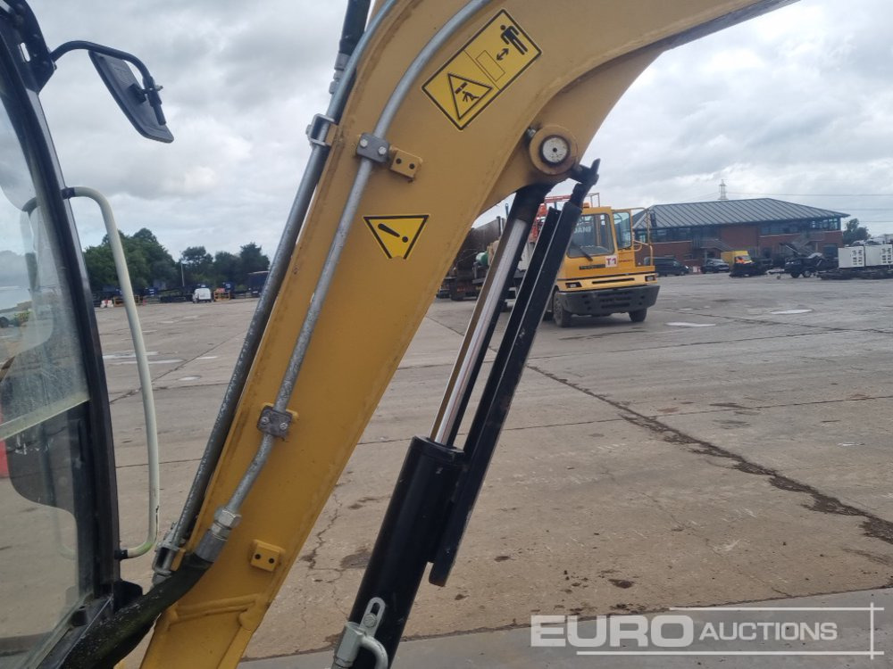 Mini escavadeira 2018 CAT 302.7DCR: foto 24