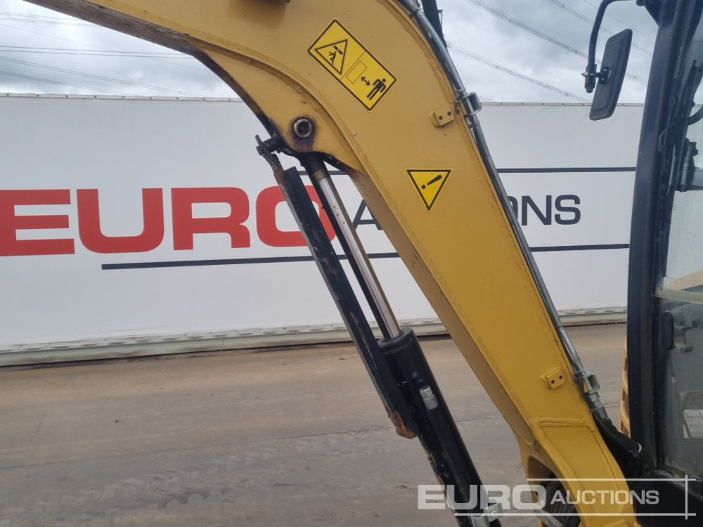 Mini escavadeira 2018 CAT 302.7DCR: foto 18