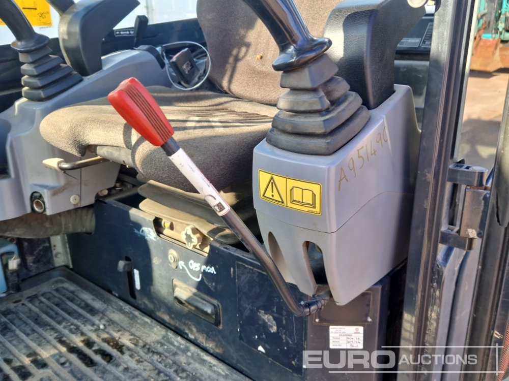 Mini escavadeira 2018 Kubota KX027-4: foto 45