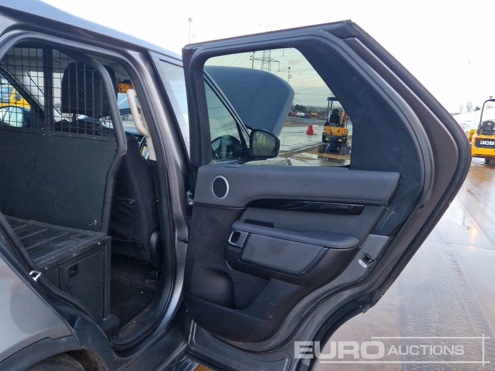 SUV 2018 Land Rover Discovery HSE: foto 24 SUV 2018 Land Rover Discovery HSE: foto 24