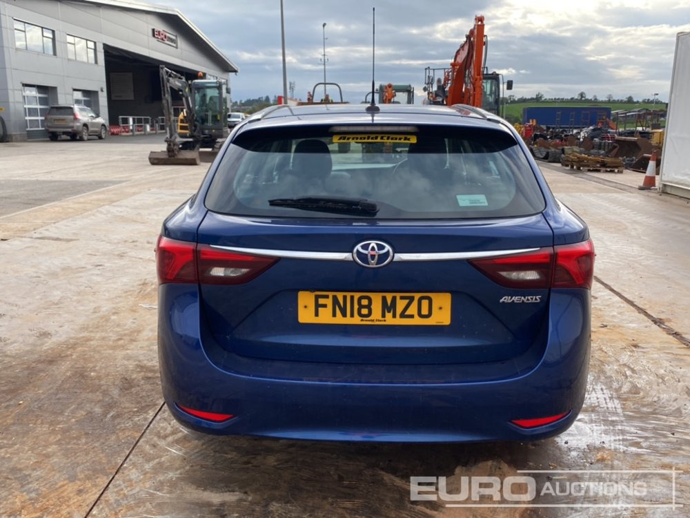 2018 Toyota Avensis - Automóvel: foto 4 2018 Toyota Avensis - Automóvel: foto 4