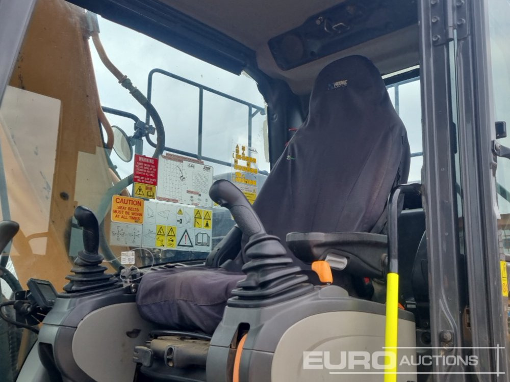 Escavadora de rastos 2019 Case CX130D: foto 32