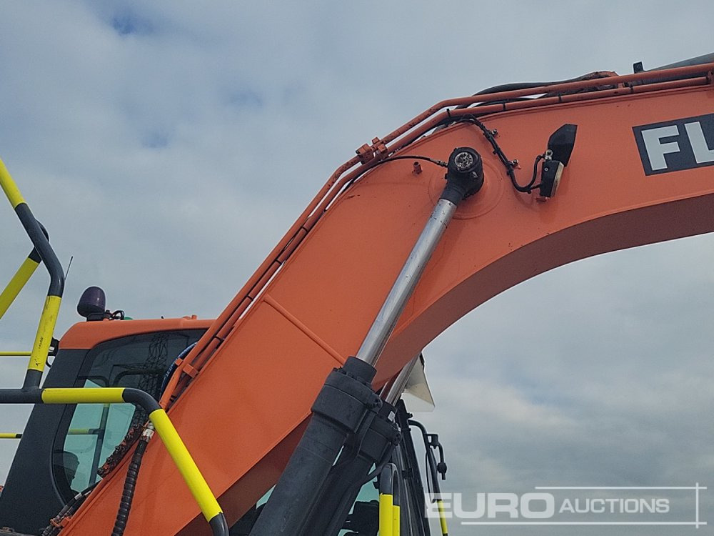 Escavadeira de rodas 2019 Doosan DX140W-5: foto 17