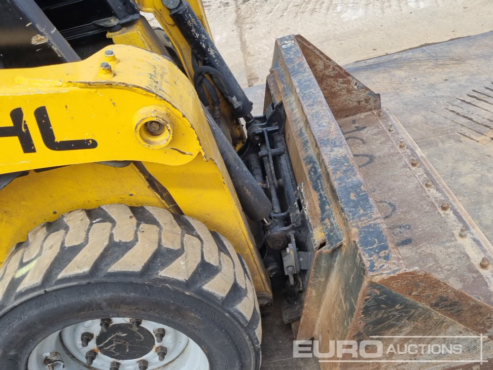 Mini carregadeira 2019 Gehl R165: foto 18