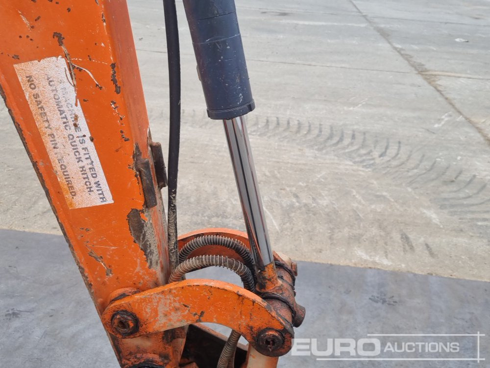 Mini escavadeira 2019 Hitachi ZX26U-6 CR: foto 20
