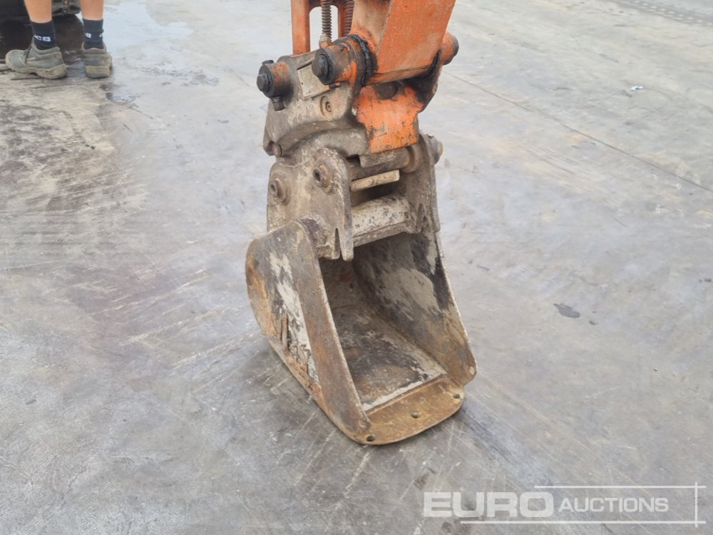Mini escavadeira 2019 Hitachi ZX26U-6 CR: foto 24