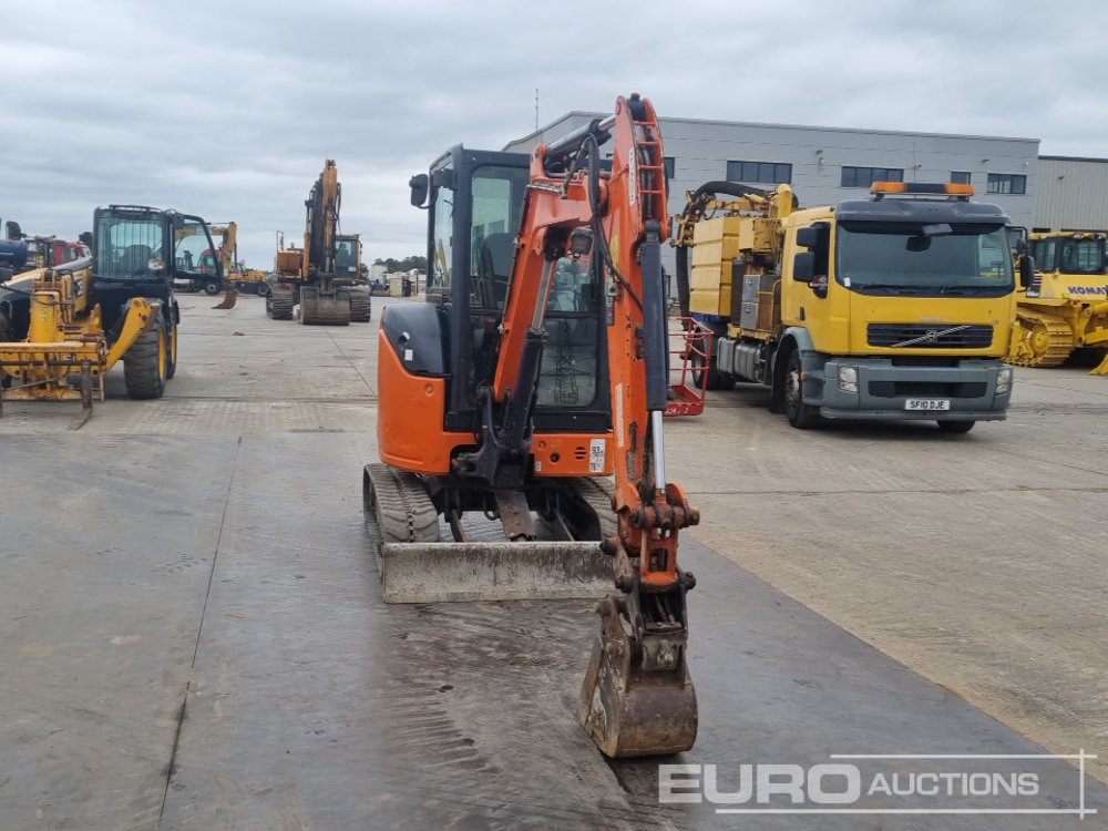 Mini escavadeira 2019 Hitachi ZX26U-6 CR: foto 8