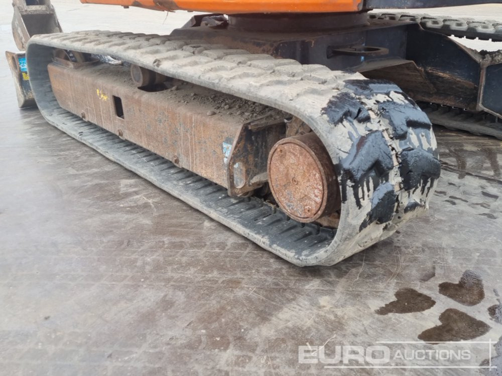 Mini escavadeira 2019 Hitachi ZX26U-6 CR: foto 12