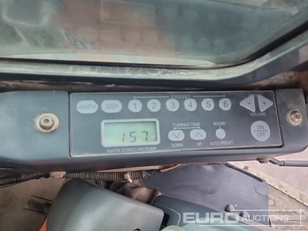 Mini escavadeira 2019 Hitachi ZX26U-6 CR: foto 39