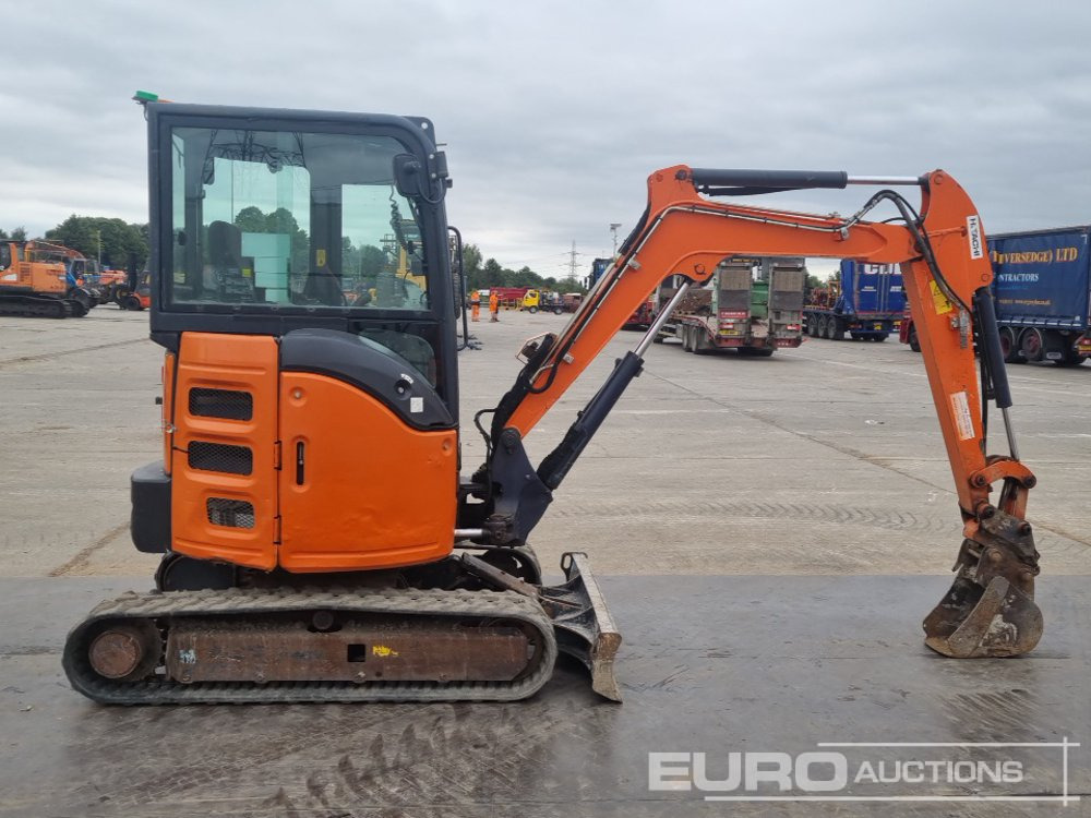 Mini escavadeira 2019 Hitachi ZX26U-6 CR: foto 6