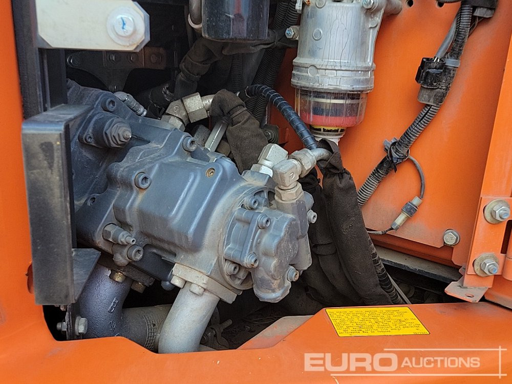 Mini escavadeira 2019 Hitachi ZX85US-6: foto 37