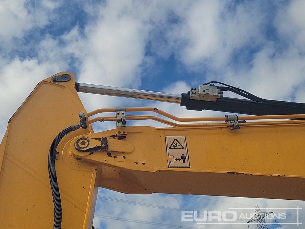 Escavadora de rastos 2019 JCB 220XL: foto 23