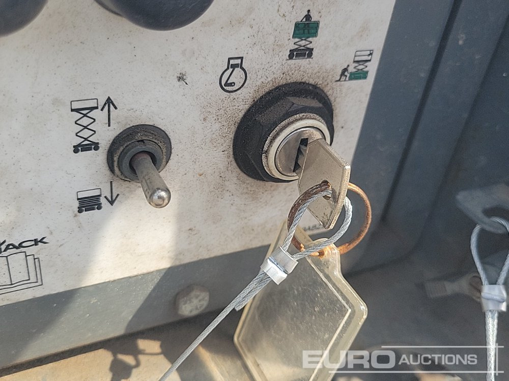 Plataforma aérea 2019 SkyJack SJ6826 RT: foto 39