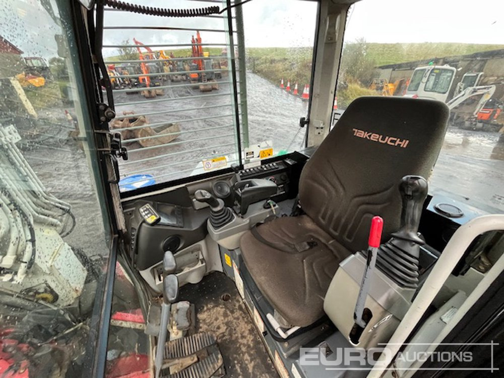 Mini escavadeira 2019 Takeuchi TB280FR: foto 13