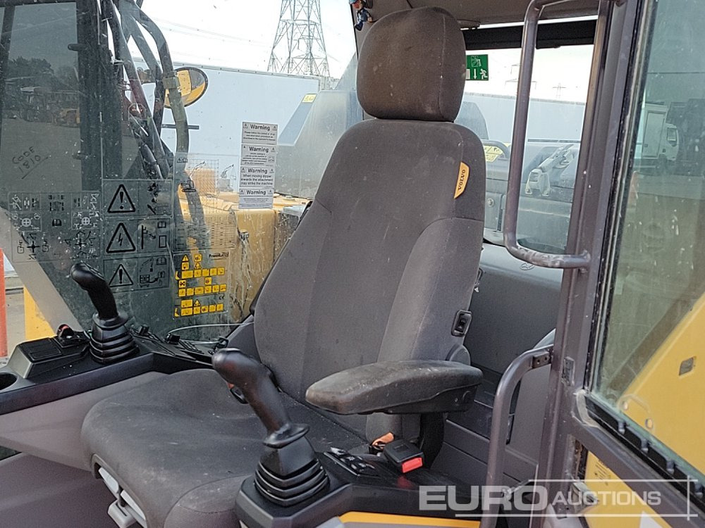 Escavadora de rastos 2019 Volvo EC140EL: foto 39