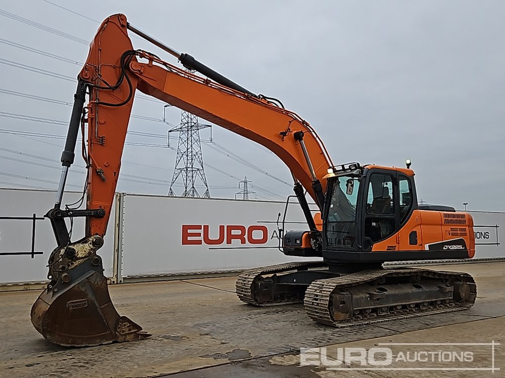 2020 Doosan DX225LC - Escavadora de rastos: foto 1 2020 Doosan DX225LC - Escavadora de rastos: foto 1
