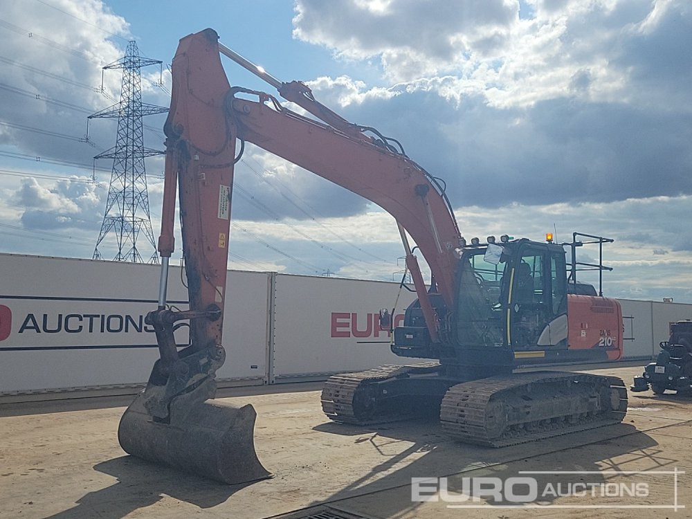 2020 Hitachi ZX210LC-6 - Escavadora de rastos: foto 1 2020 Hitachi ZX210LC-6 - Escavadora de rastos: foto 1