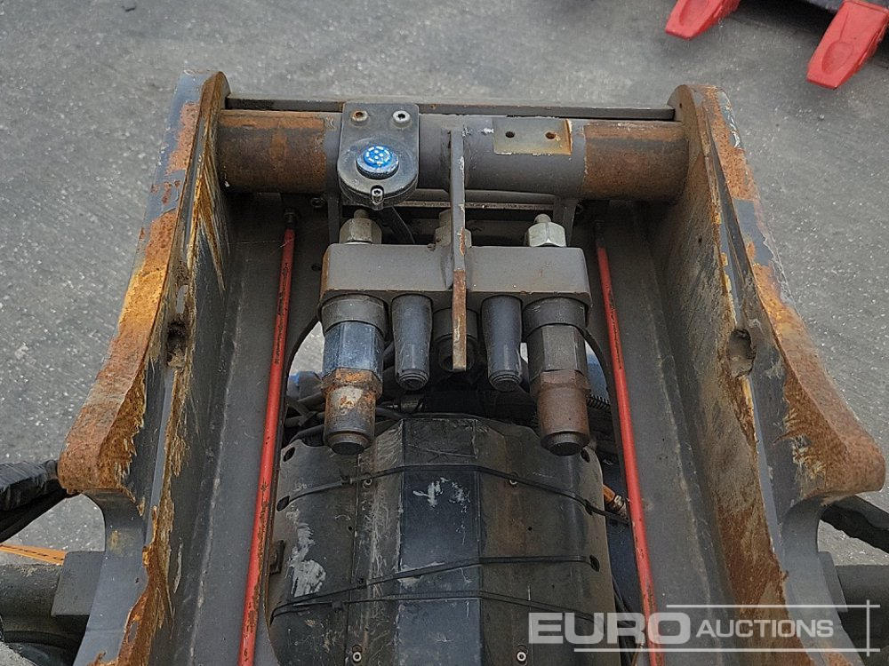 Acoplamento rápido 2020 SMP Hydraulic Tilt Rotator QH 60mm Pin to suit 10 Ton Excavator: foto 15