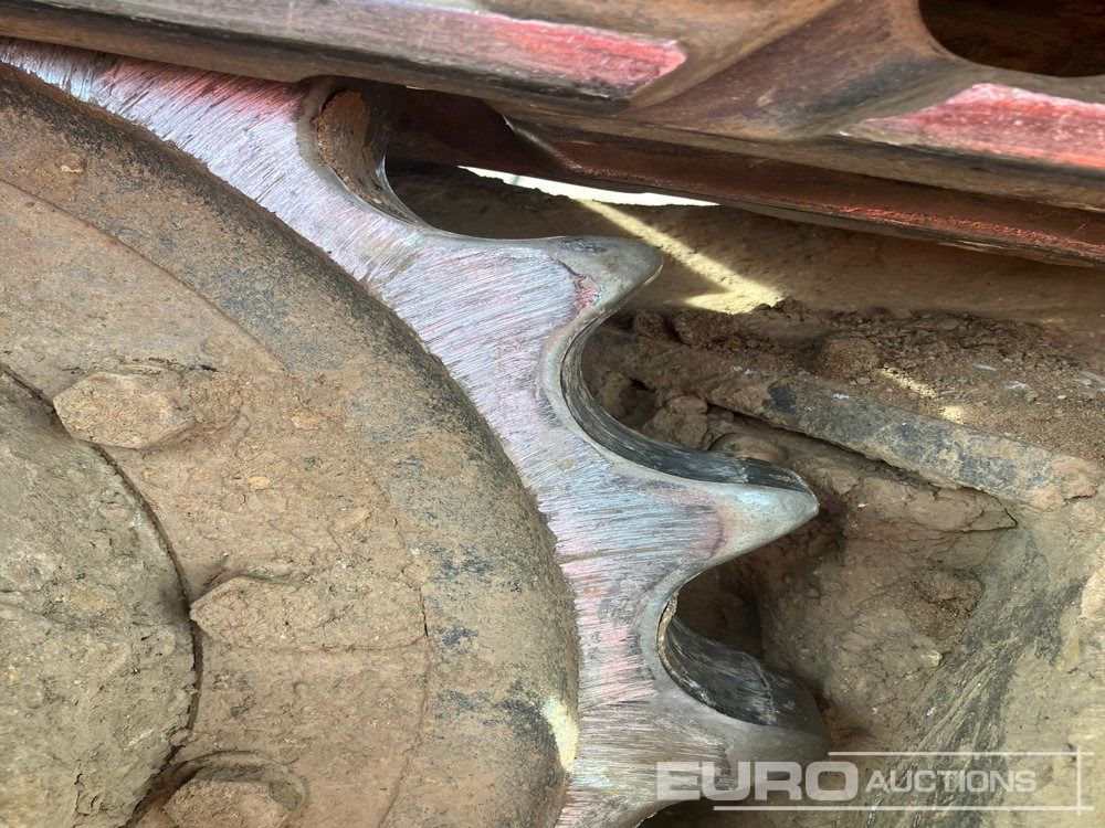 Escavadora de rastos 2021 Case CX130D: foto 7