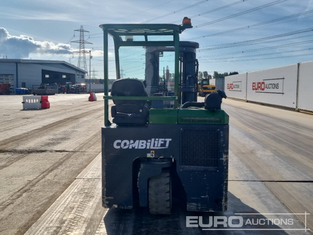 2021 Combilift C3000 - Empilhadeira: foto 4 2021 Combilift C3000 - Empilhadeira: foto 4