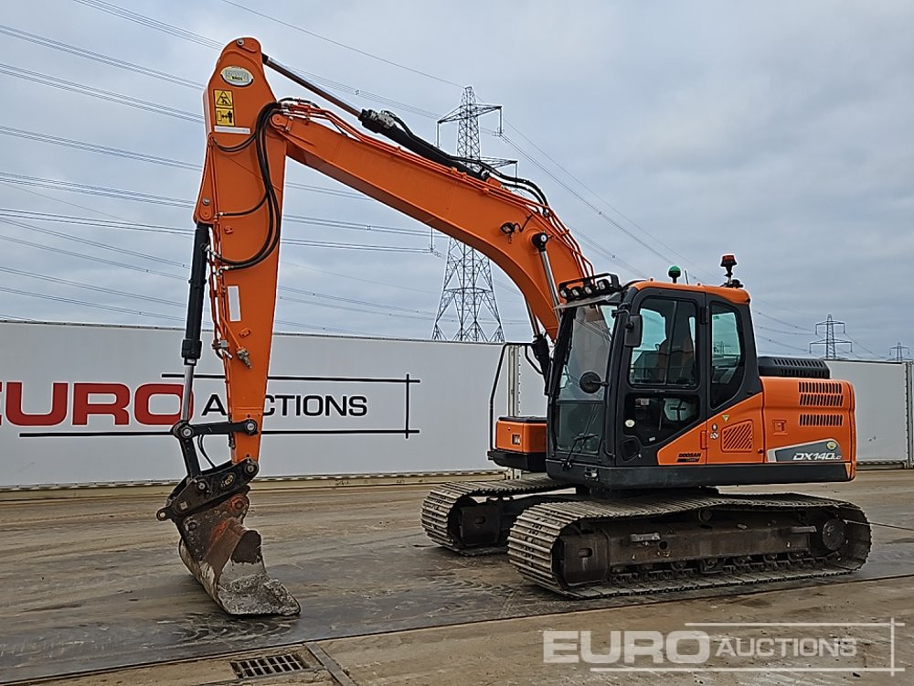 2021 Doosan DX140LC-5 - Escavadora de rastos: foto 1 2021 Doosan DX140LC-5 - Escavadora de rastos: foto 1
