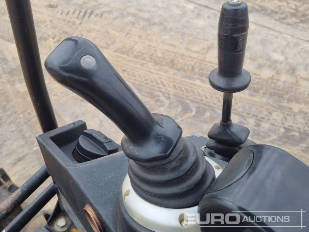Mini escavadeira 2021 JCB 18Z: foto 42