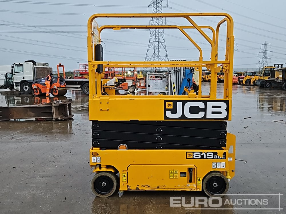 2021 JCB S1930E - Plataforma de Tijera/ Plataforma de tesoura: foto 2 2021 JCB S1930E - Plataforma de Tijera/ Plataforma de tesoura: foto 2