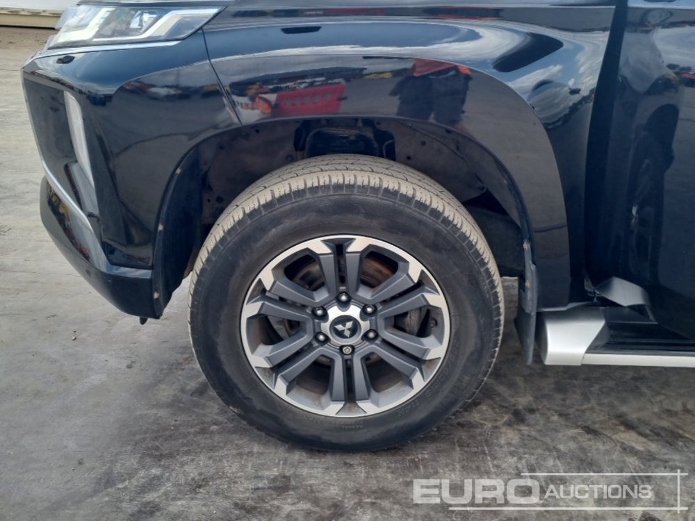 Pick-up 2021 Mitsubishi L200 Barbarian: foto 9