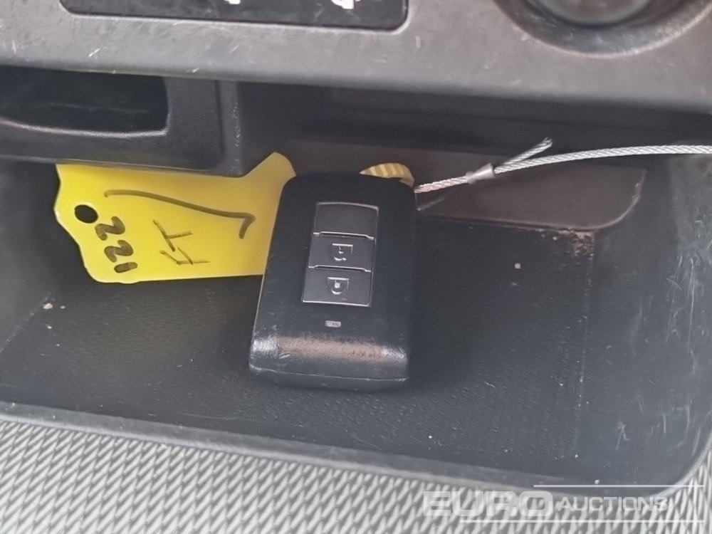 Pick-up 2021 Mitsubishi L200 Barbarian: foto 42