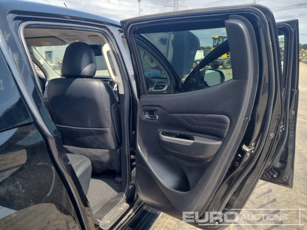 Pick-up 2021 Mitsubishi L200 Barbarian: foto 23