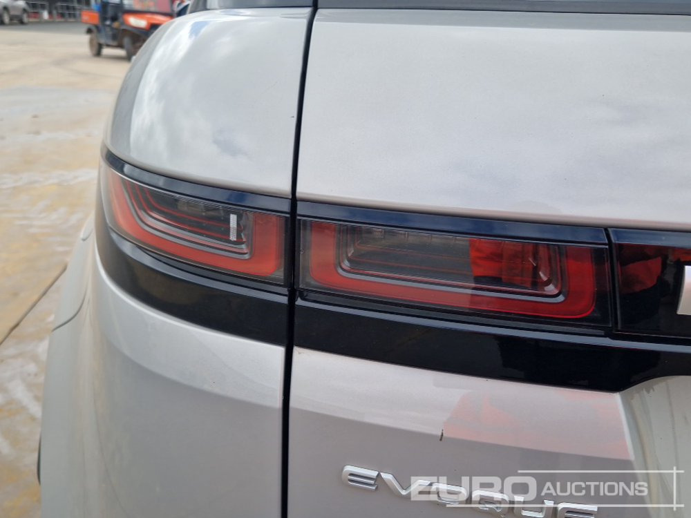 SUV 2021 Range Rover Evoque: foto 37