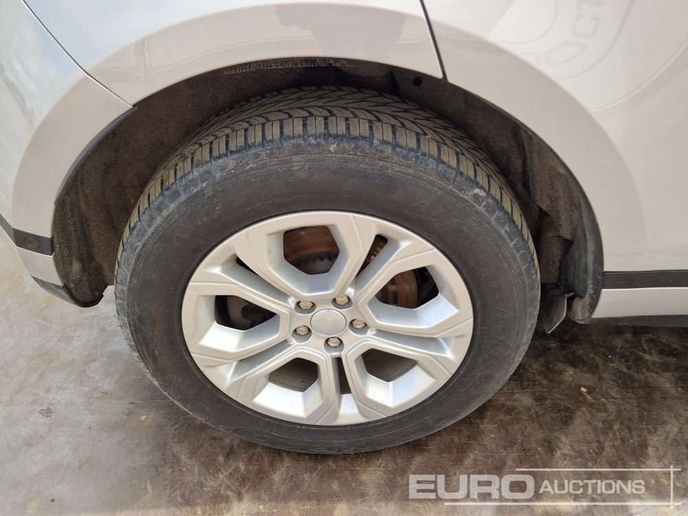 SUV 2021 Range Rover Evoque: foto 14