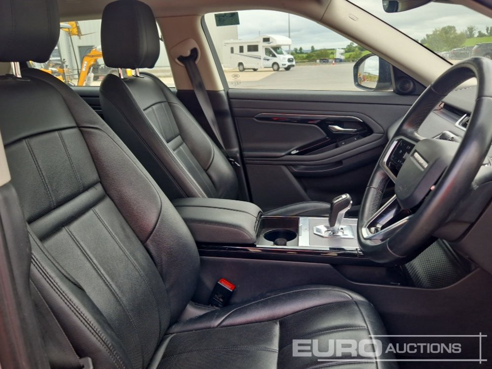 SUV 2021 Range Rover Evoque: foto 16