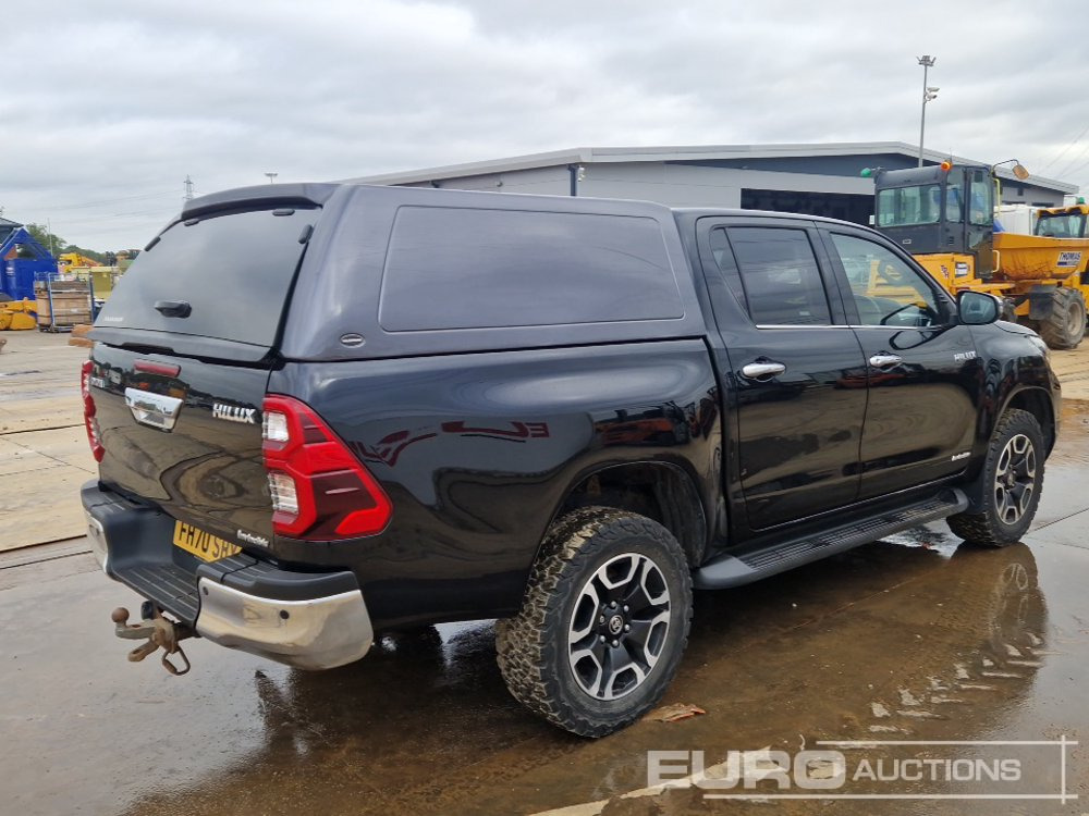 2021 Toyota Hilux Invincible - Pick-up: foto 5 2021 Toyota Hilux Invincible - Pick-up: foto 5