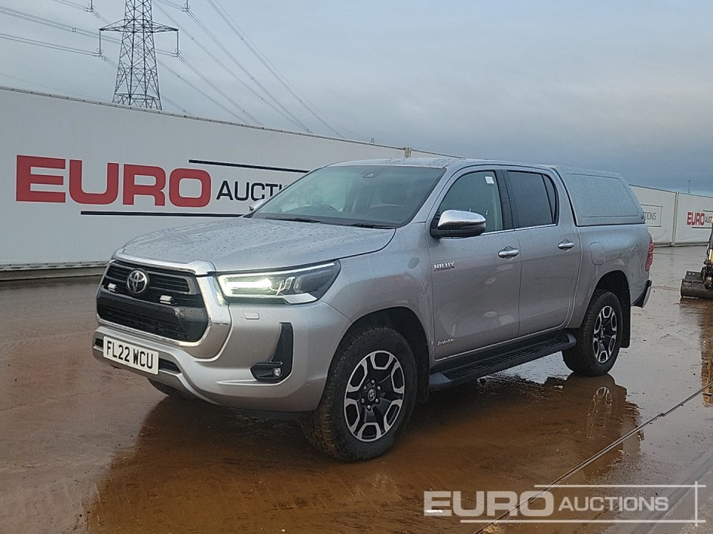 2022 Toyota Hilux Invincible - Pick-up: foto 1 2022 Toyota Hilux Invincible - Pick-up: foto 1