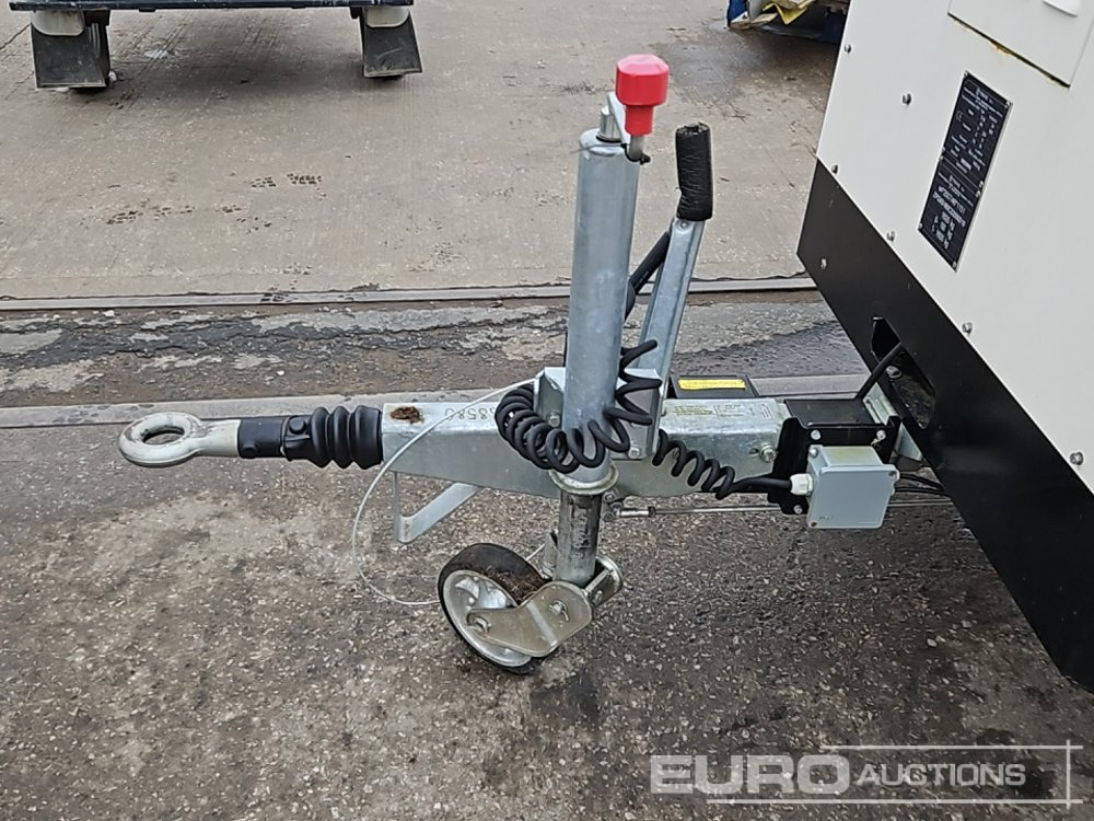 Torre de iluminação 2022 Trime X SOLAR: foto 9