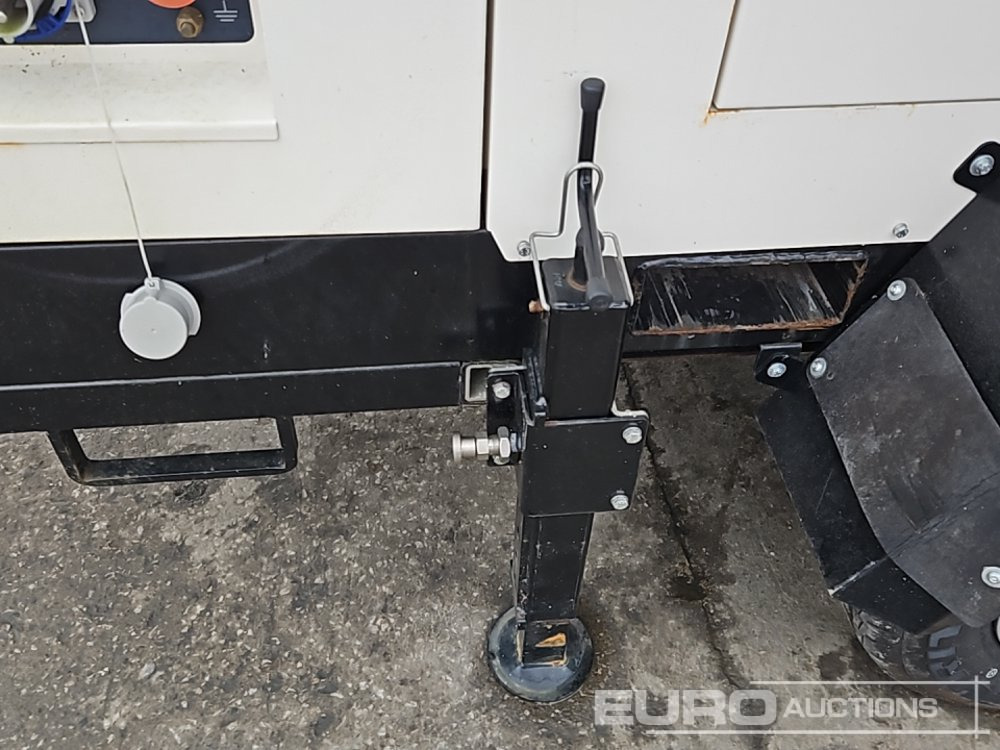 Torre de iluminação 2022 Trime X SOLAR: foto 10